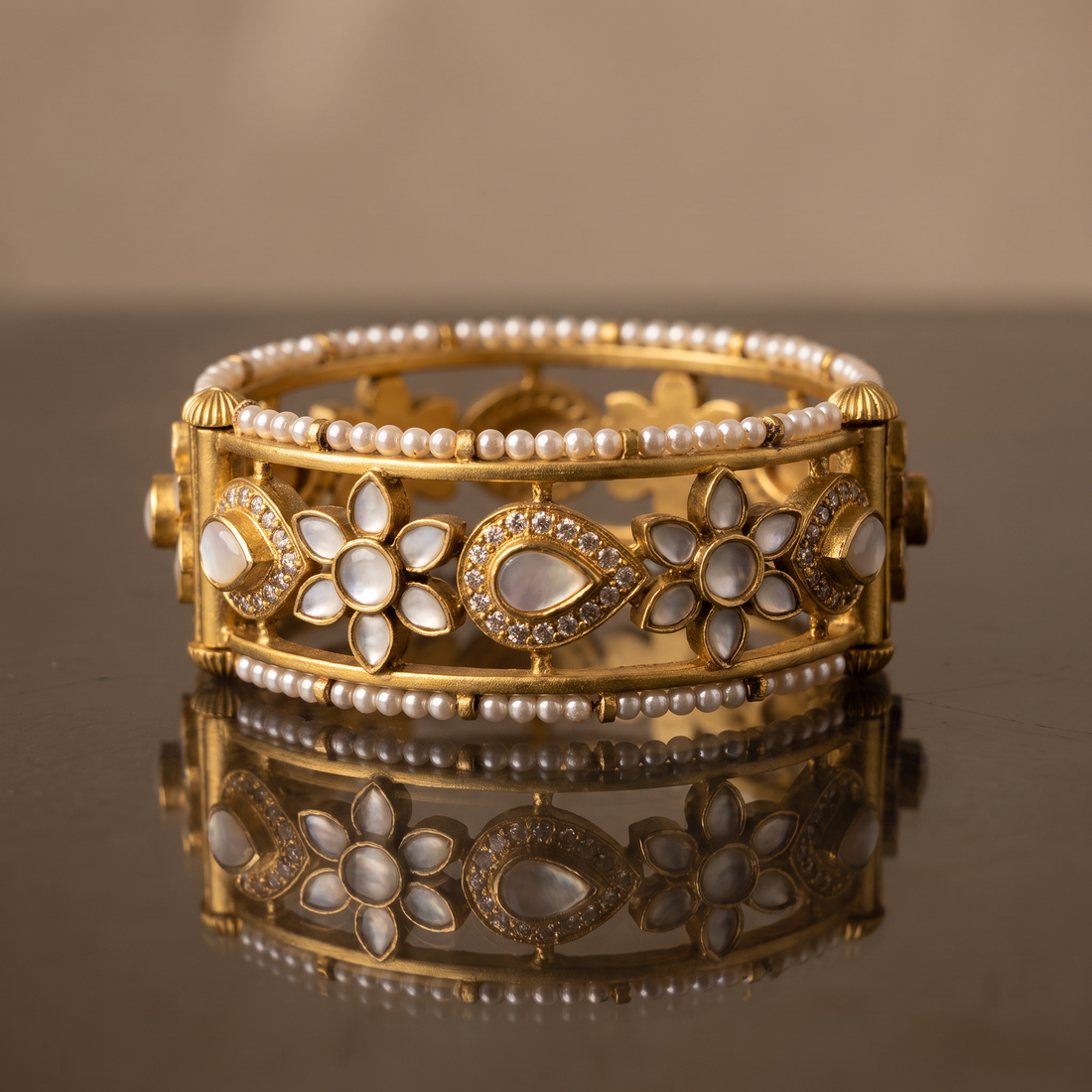 Gulnaar Kundan Kada