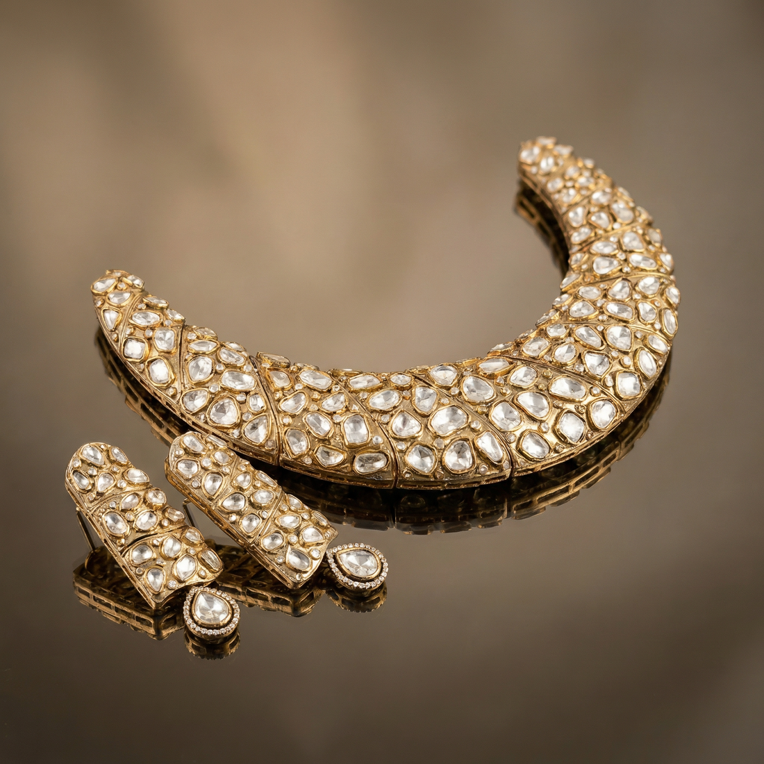 Orelys Polki Collar Necklace with sweeping design and uncut Polki diamond detailing by Ozel