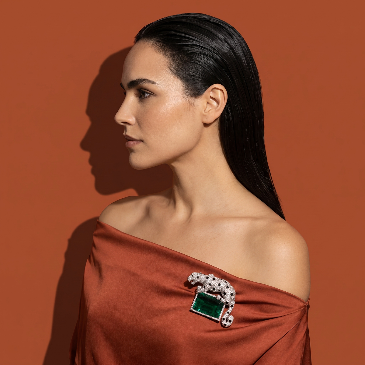 Emerald Leopard Brooch