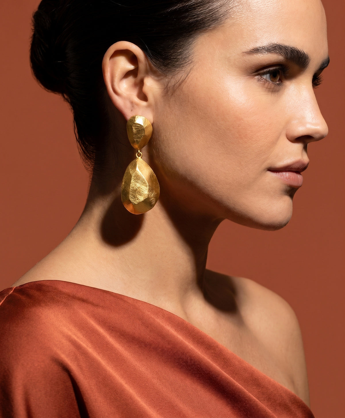 Hammered Gold Pebble Drop Earrings 3