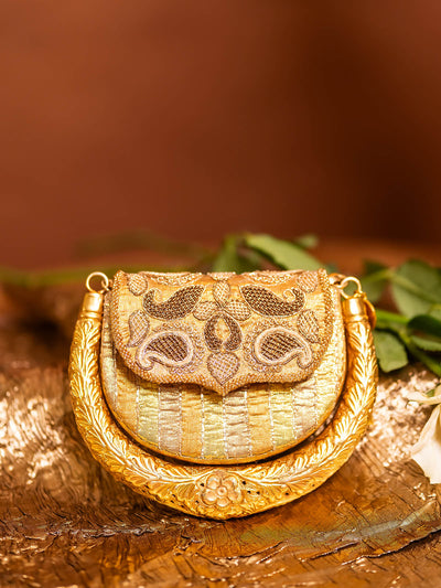 Nusshrratt Bharuccha with Amra Beige Hasli Bag