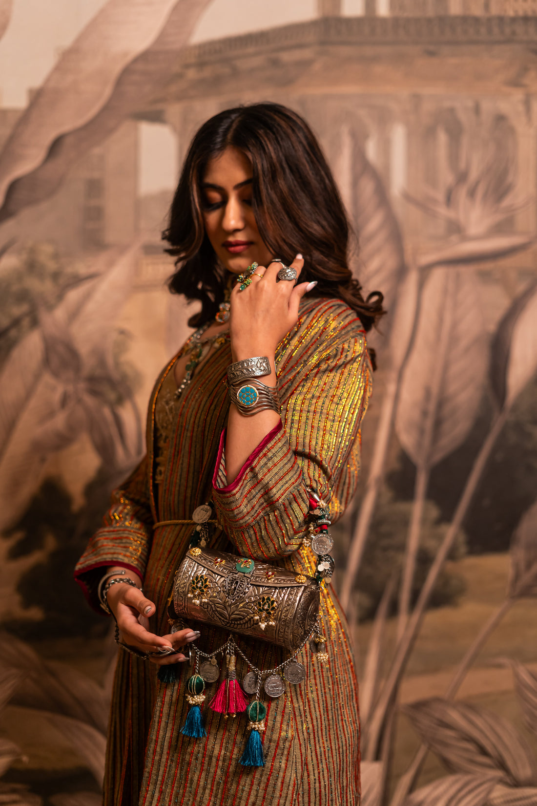 Top handle detail of Tara silver tribal bag — Ozel