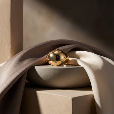 Gemstone ring – worn on finger by Ozel