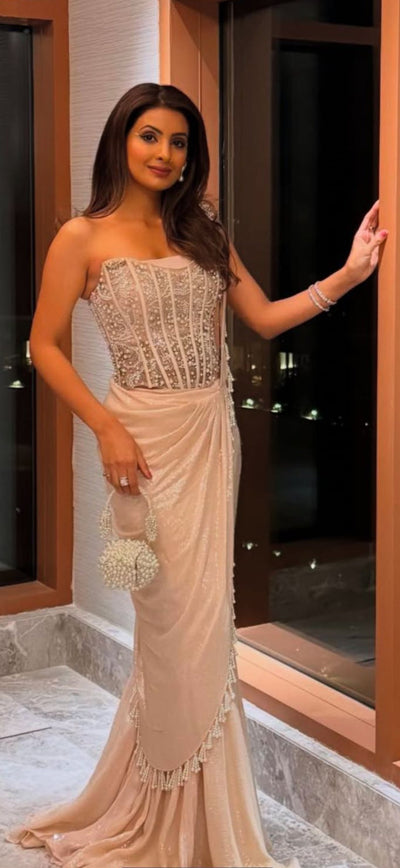 Side view of Bijoux nano pearl bag — Ozel