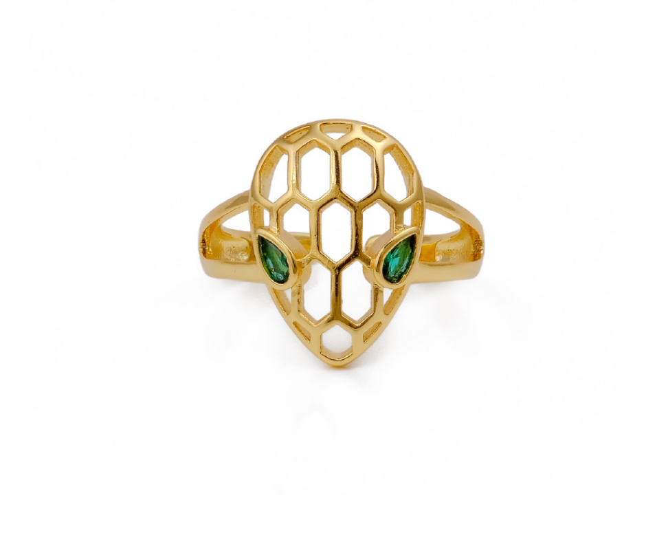 Statement ring – full ring view by Ozel