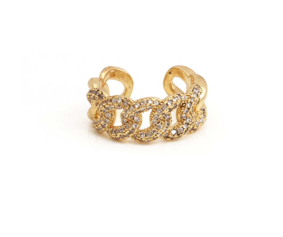 Celeste ring – worn on finger by Ozel