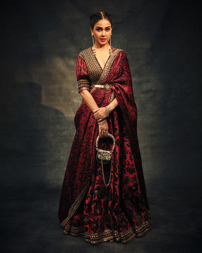 Genelia Deshmukh with Amra Black Hasli Bag