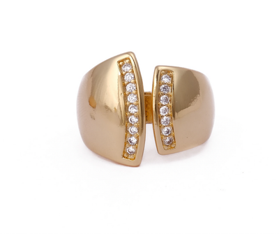 Starry crystal ring – top view by Ozel