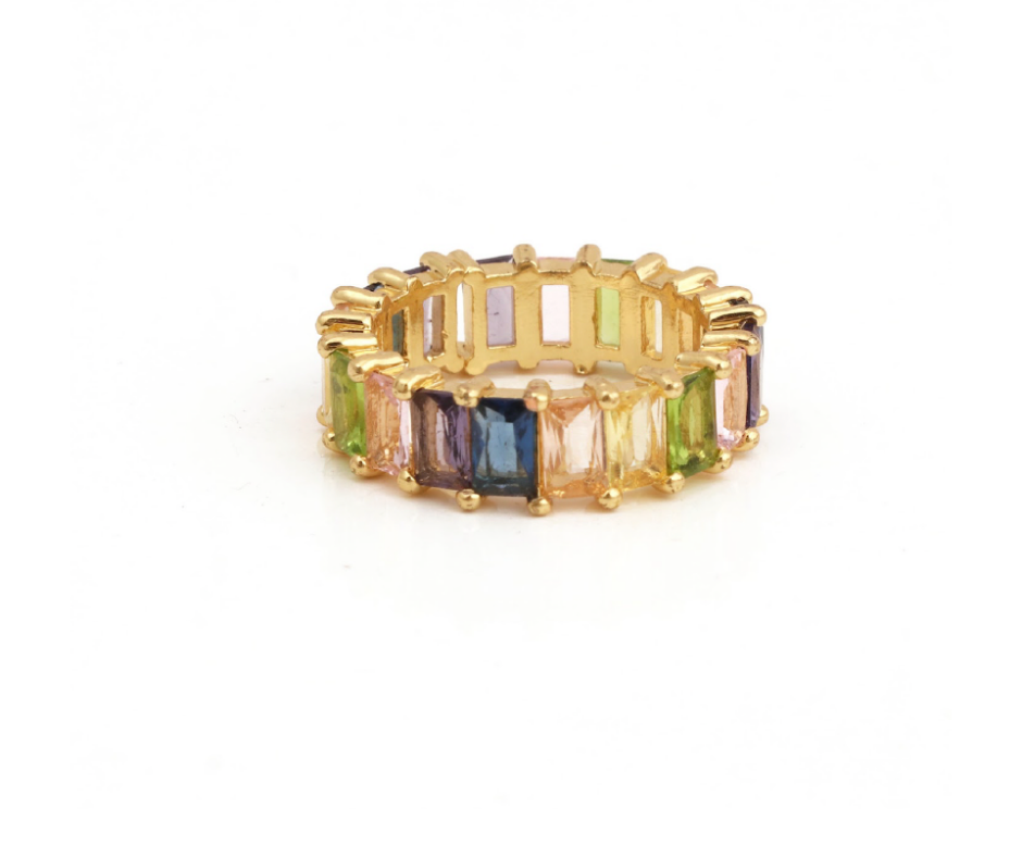 Baguette ring – worn on finger by Ozel