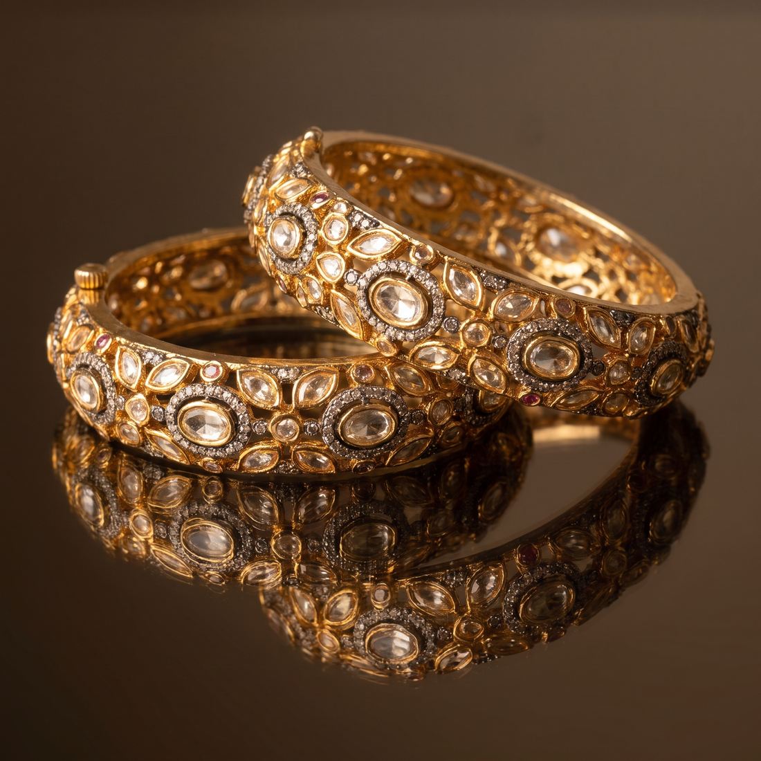 Aabha Heritage Kundan Kada