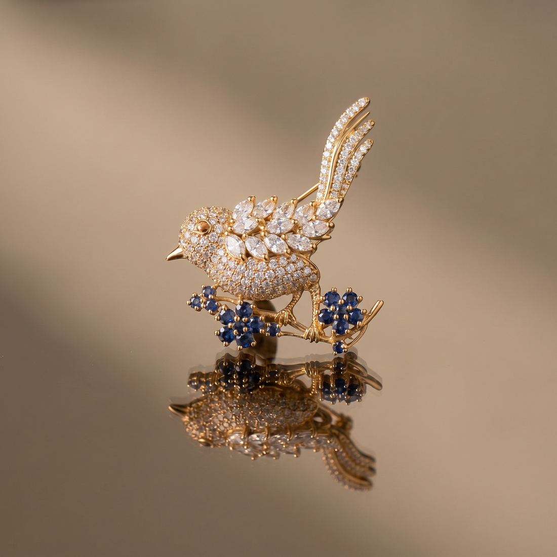 Anadita whispering bird brooch – detail view by Ozel