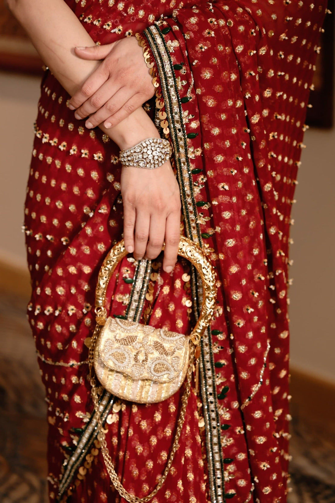 Diana Penty with Amra Beige Hasli Bag