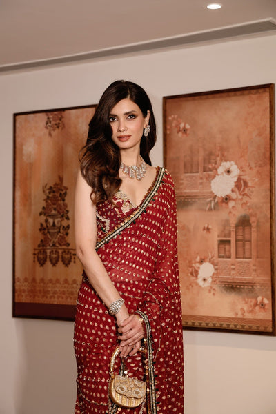 Diana Penty with Amra Beige Hasli Bag