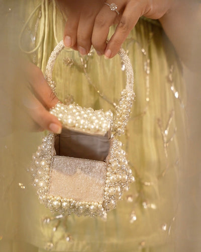 Bijoux nano pearl evening bag back view — Ozel