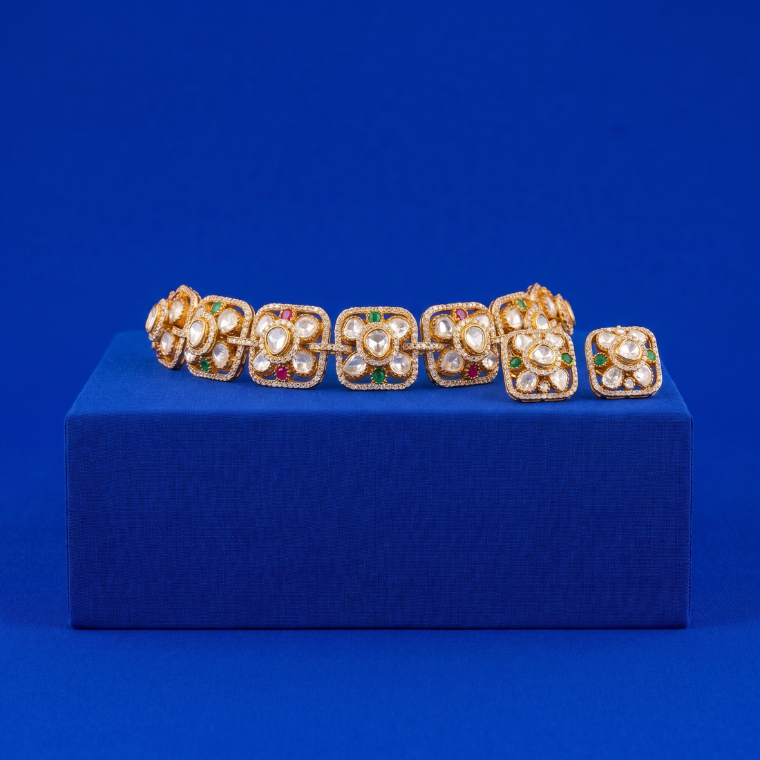 Chokor Floral Choker Set