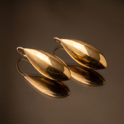 Lyra Sculpted Leaf Earrings