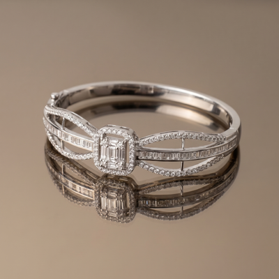 Meherika diamond knot bracelet – detail view by Ozel