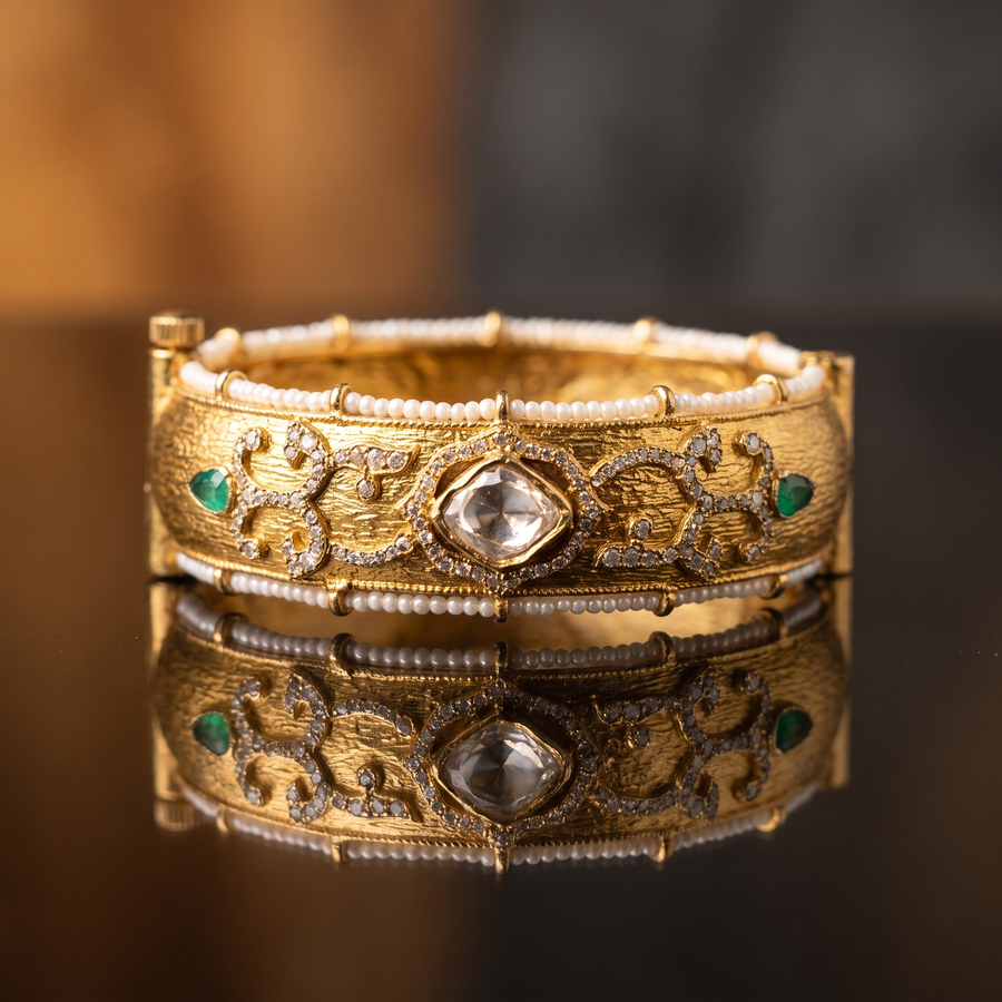Rajwada Emerald Kundan Kada - Set of 2