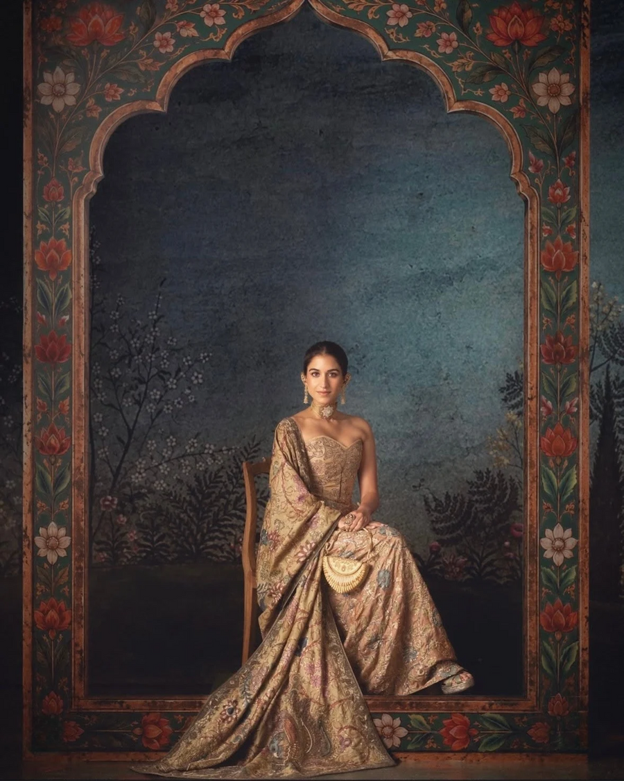 Radhika Ambani with Sona Arc Fan Flap Bag - Gold