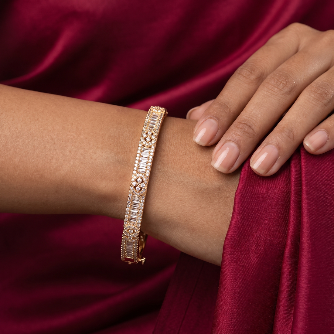 Shivanshika Bracelet - White