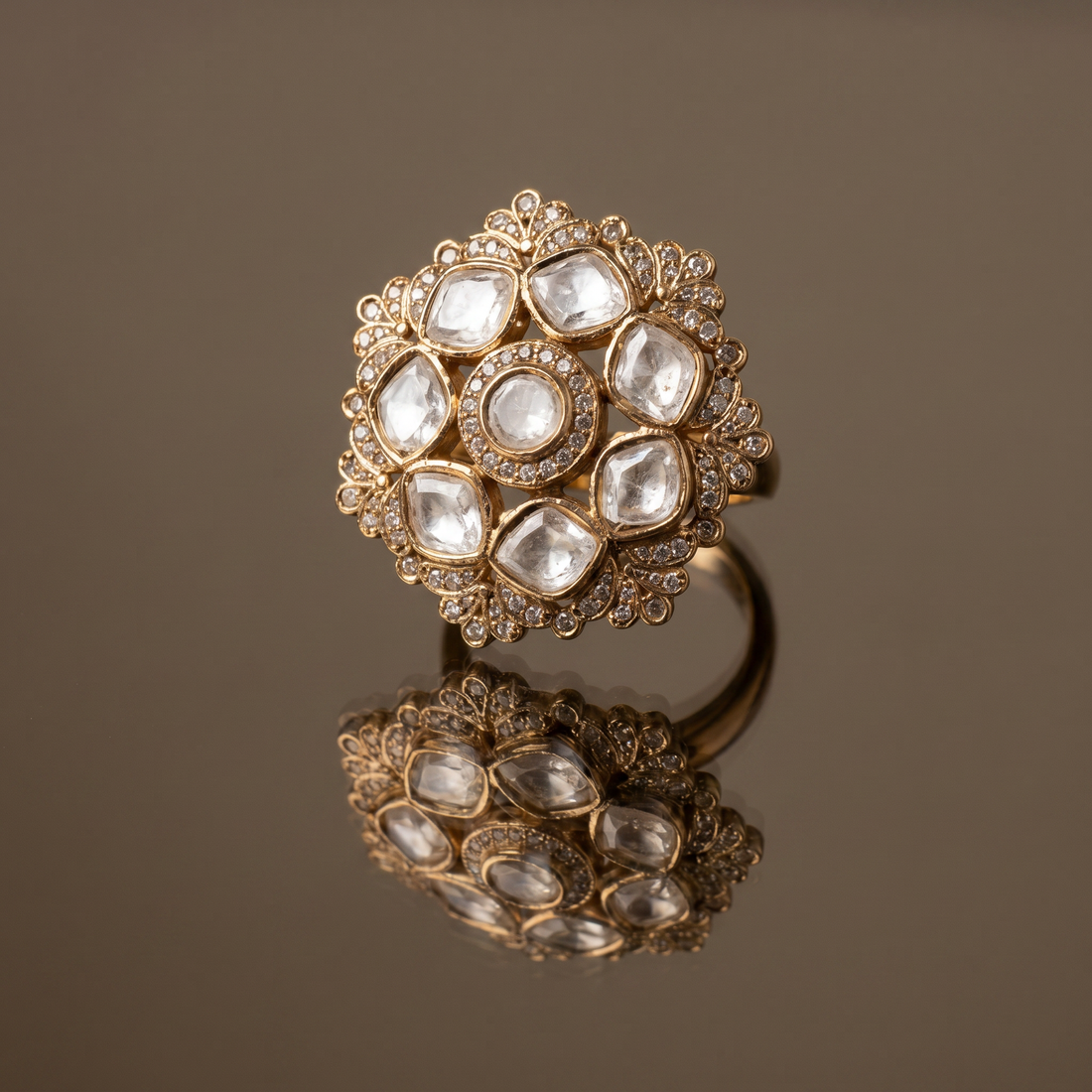 Top view of Tavishka kundan blossom statement ring — Ozel