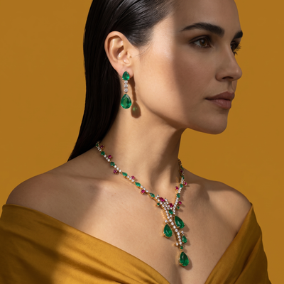 The Falling Emeralds Necklace Set