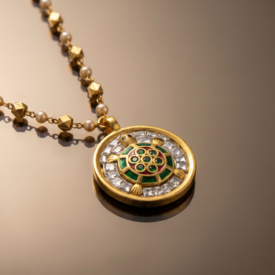 Theodara – Antique Gold Floral Pendant Necklace