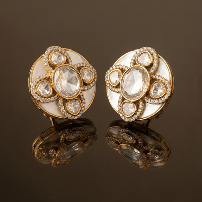 Iravya – pearl aura stud earrings by Ozel