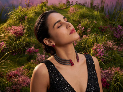 Serpenti moderna choker – full choker styled by Ozel