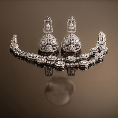 Kairavi heritage elegance necklace set – detail view by Ozel