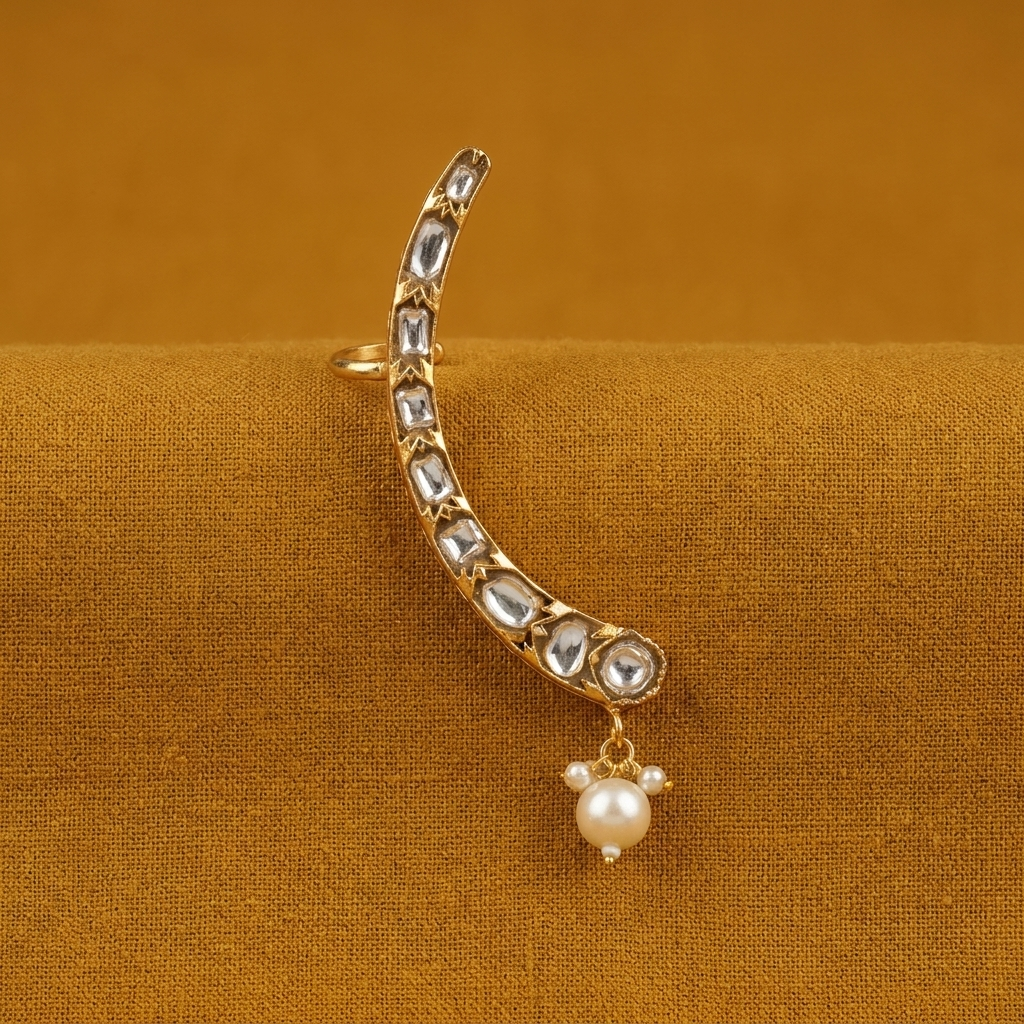 Devanshi Kundan Ear Cuff