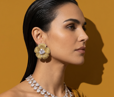Aurélia Bloom Necklace & Stud Earrings Set