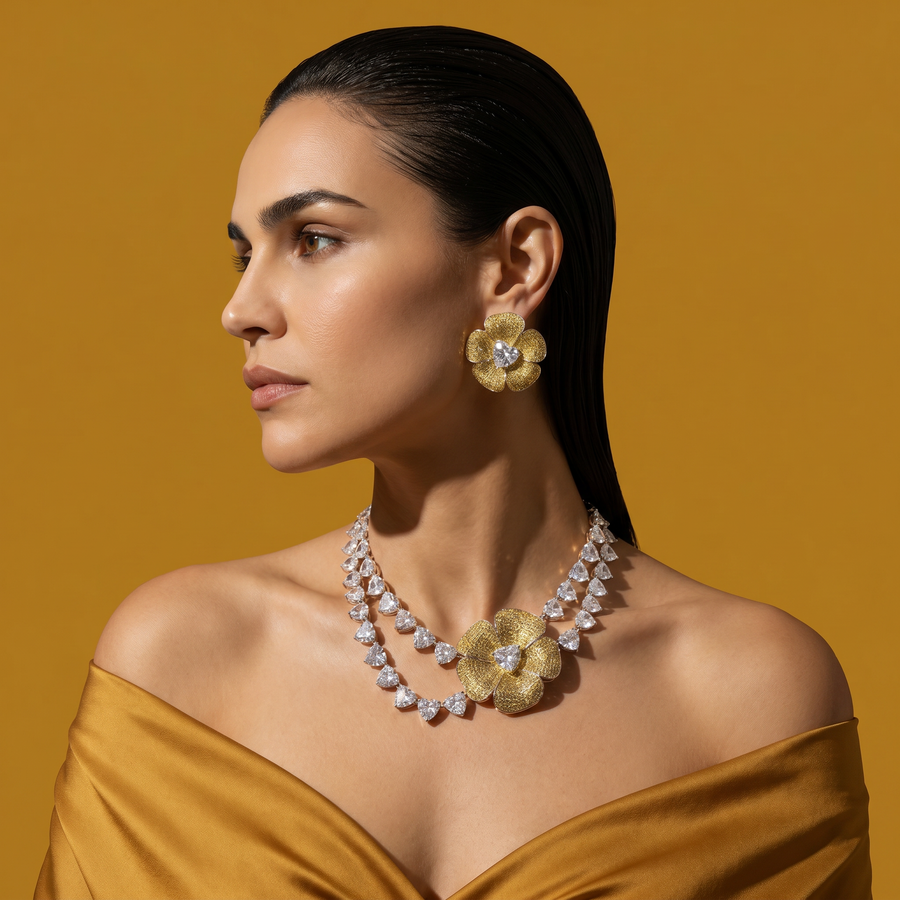 Aurélia Bloom Necklace & Stud Earrings Set