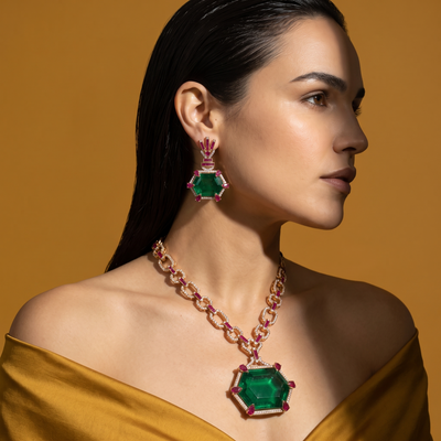 Hexagonal Emerald Pendant Set