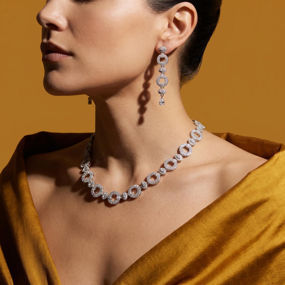 Aarohi Diamond Halo Set