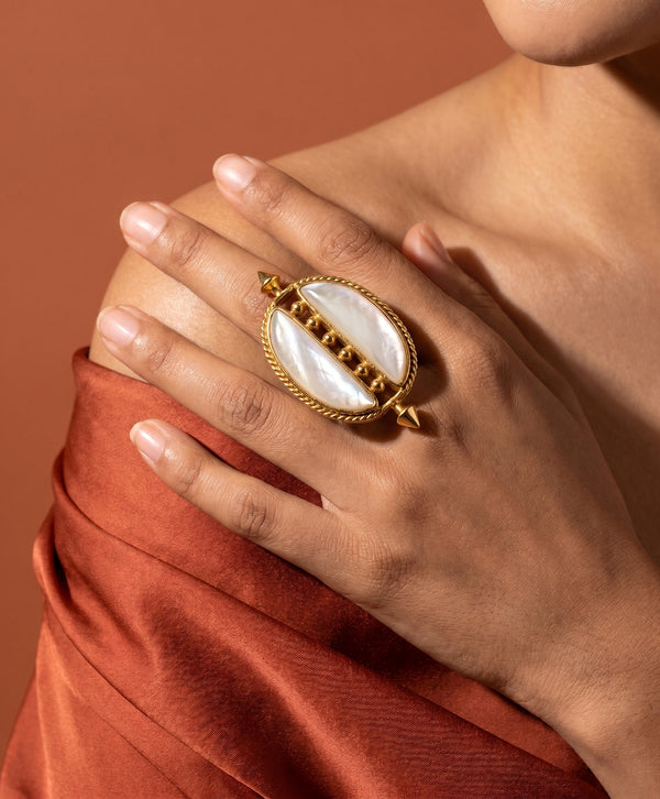 Mother of Pearl Split Oval Ring 1