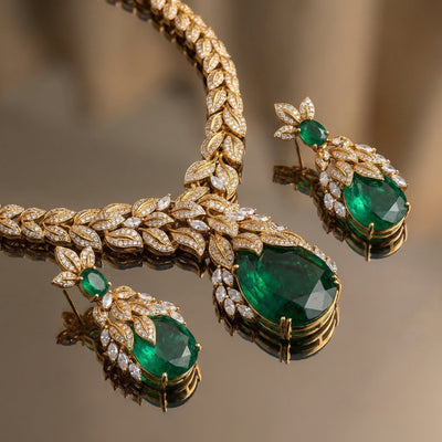 Zehra Emerald Vaani Necklace Set
