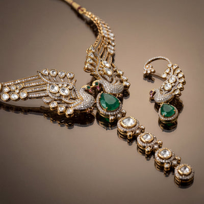 Pavlin statement necklace and ear cuffs set – necklace detail by Ozel
